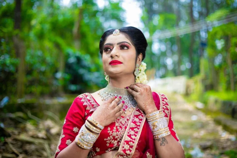 Matching Your Makeup to Your Mehndi