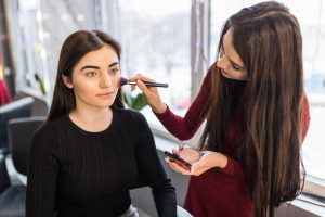 Why 2026 Is the Perfect Year to Start a Makeup Artist Career