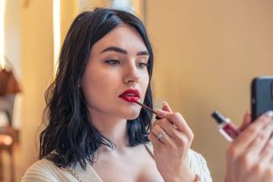 How to Choose Lipstick Shade for Indian Skin Tone